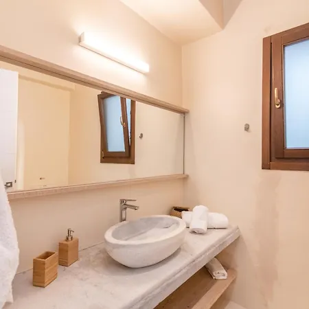 Dolce Tinos - - Stone & Sunset Views *