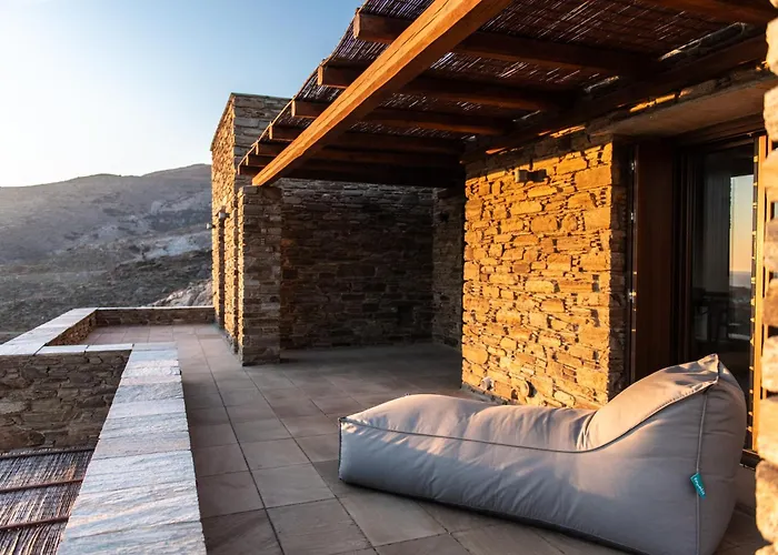 Villa Dolce Tinos - - Stone & Sunset Views Kardhianí